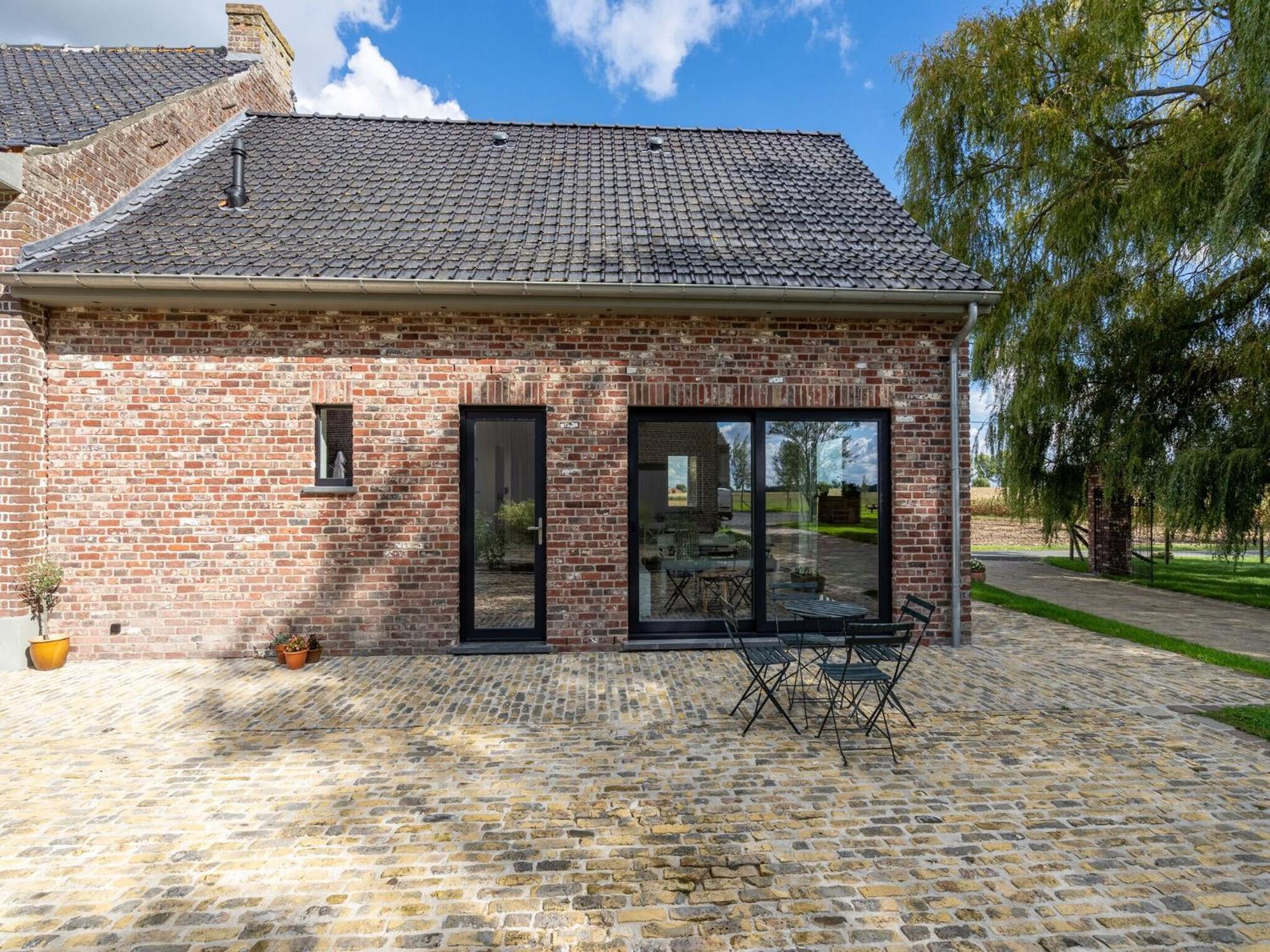 Spacious Holiday Home With Pond In Poperinge Roesbrugge-Haringe Luaran gambar